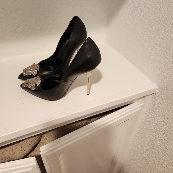 Versace pump - Picture 2 of 3